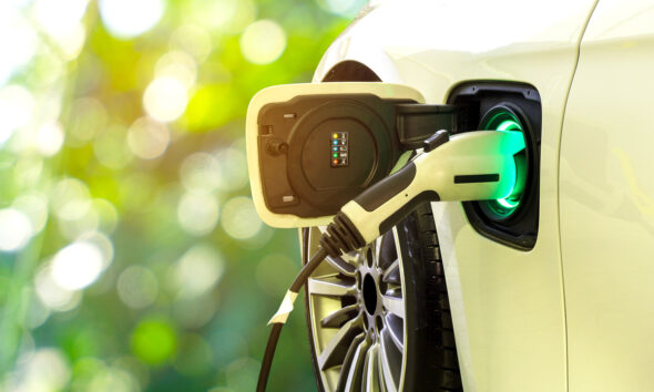 Auto Elettricaauto elettrica rifornimento