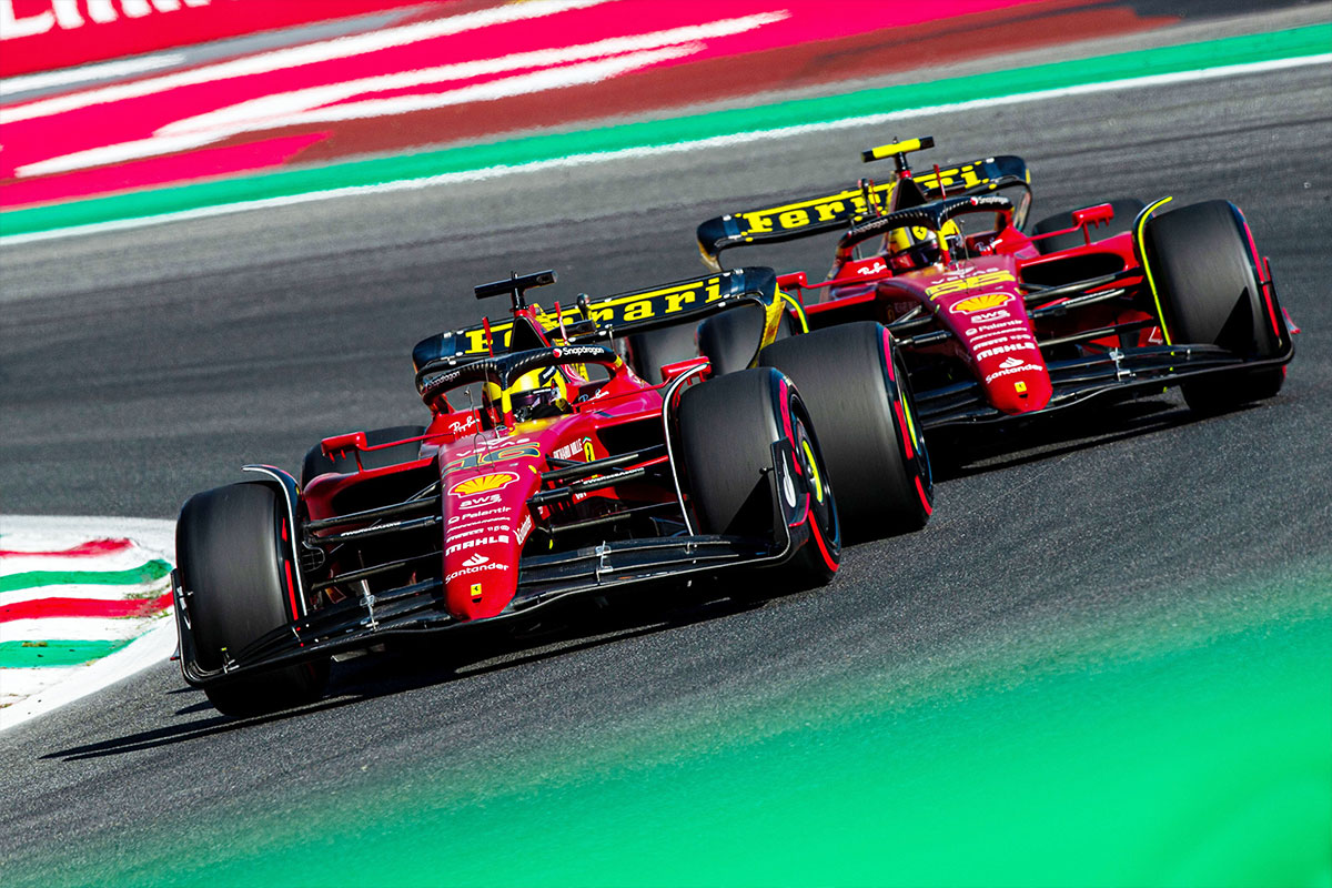 Ferrari F1-75, Leclerc, Sainz