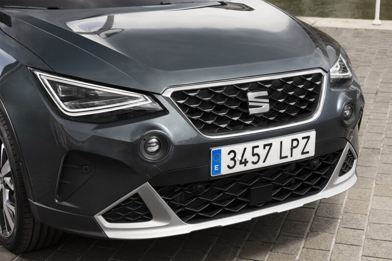Seat Arona, dettaglio frontale