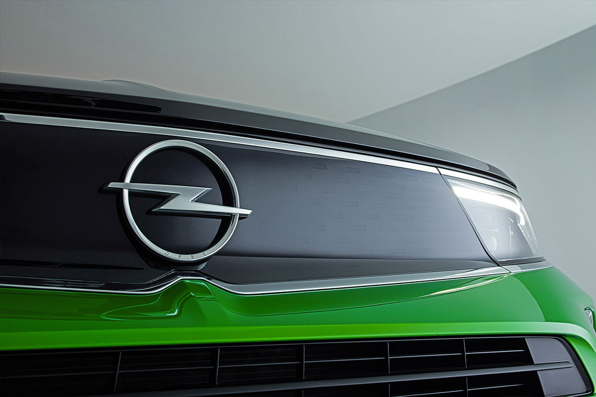 Opel, logo