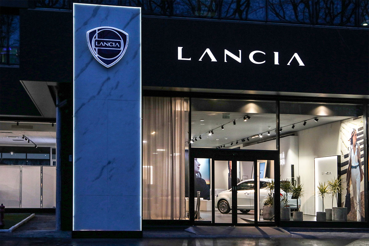 Lancia, showroom