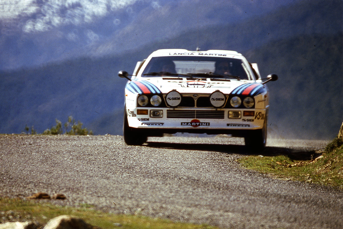 Lancia Rally 037 Martini Racing
