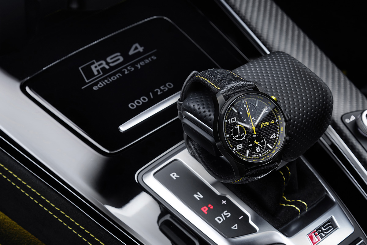 Audi RS 4 Avant edition 25 years, cronografo
