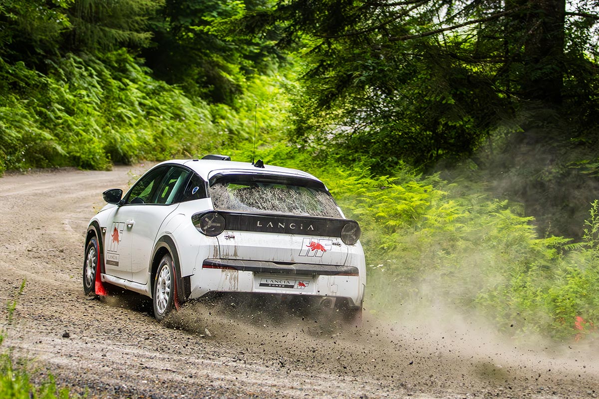 Lancia Ypsilon Rally 4 HF