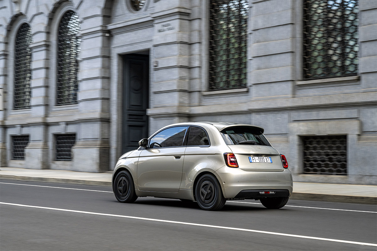 Fiat 500e Giorgio Armani Collector’s Edition