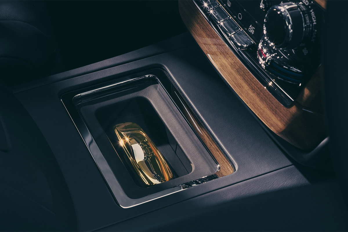 Rolls-Royce Phantom Goldfinger, lingotto d'oro