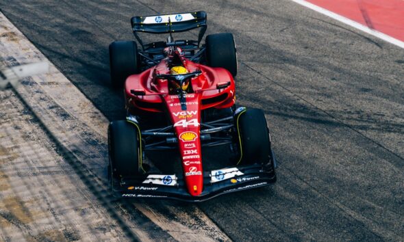 Lewis Hamilton, Ferrari SF-23, test Barcellona