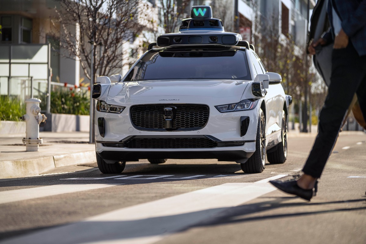 Waymo, Jaguar I-PACE a guida autonoma