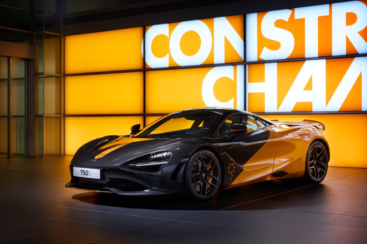 McLaren 750S MCL38 Celebration Edition