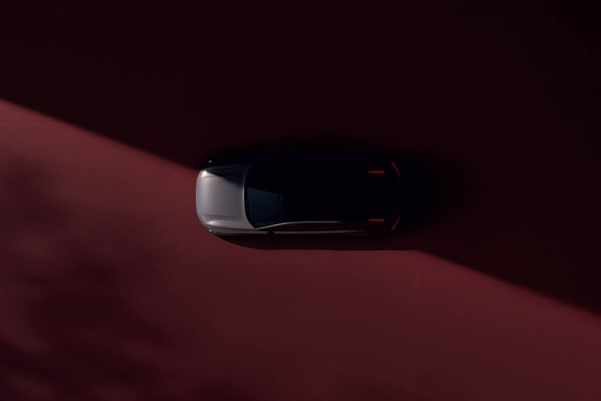 Volvo ES90, immagine teaser