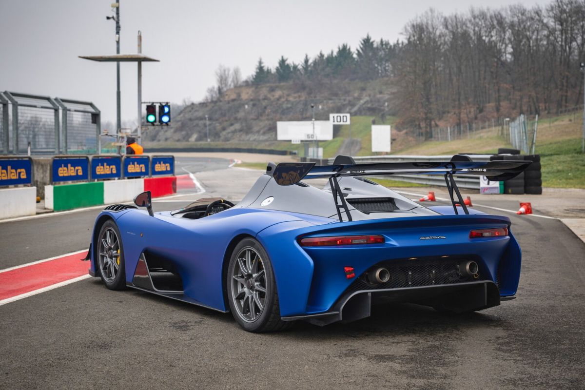 Nuova Dallara Stradale 2025