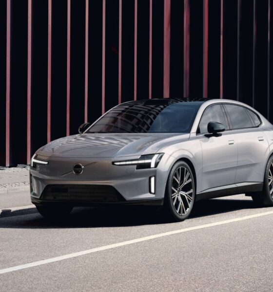 Nuova Volvo ES90