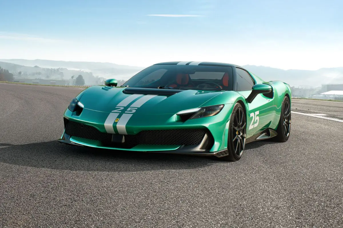 La nuova Ferrari 296 Speciale