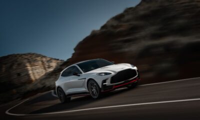La nuova Aston Martin DBX S