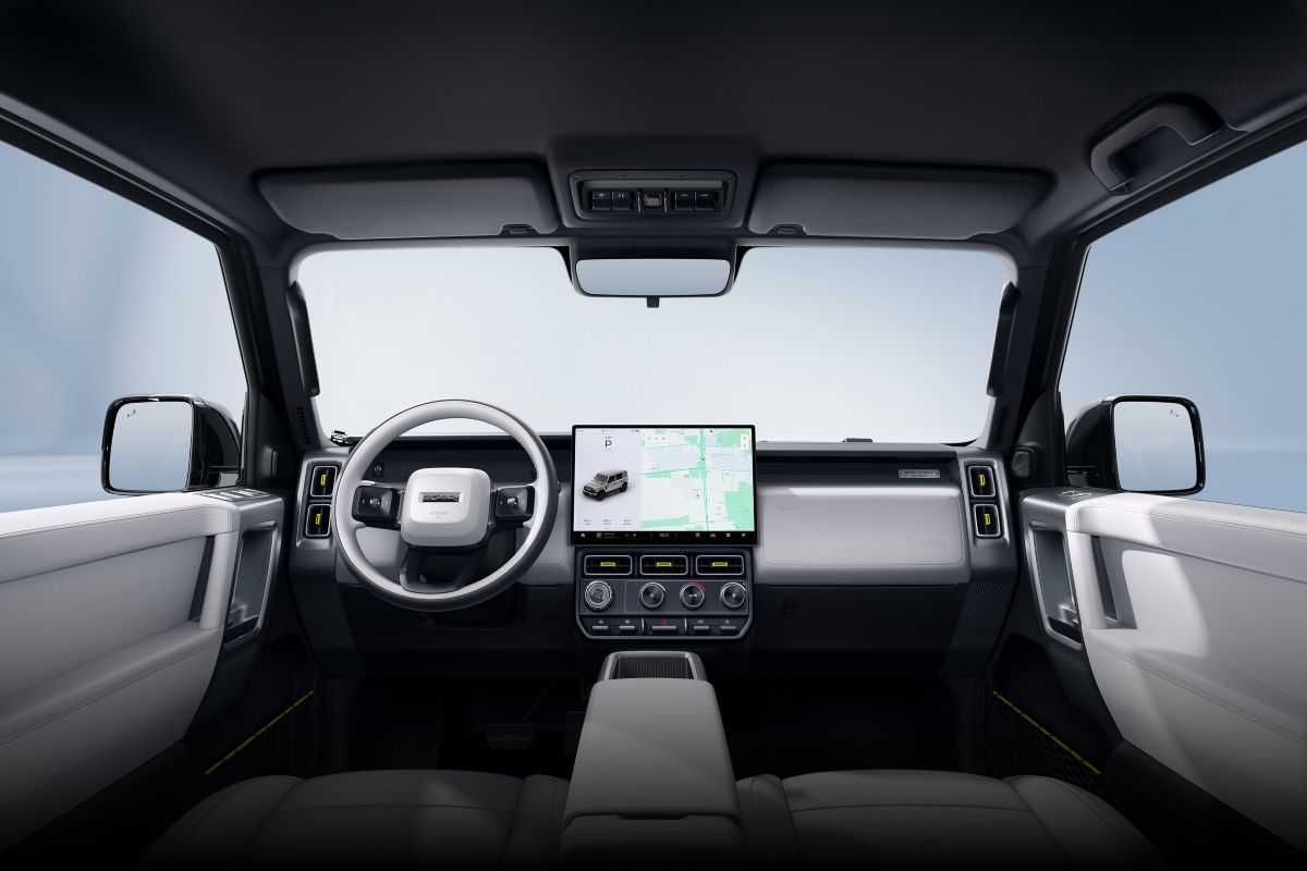 Gli interni della iCAR V23