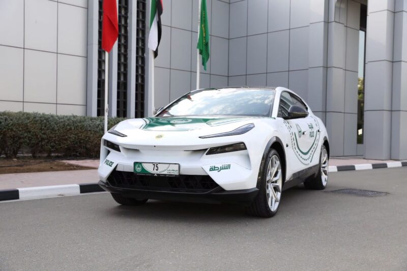 Polizia di Dubai, nuova Lotus Emeya S
