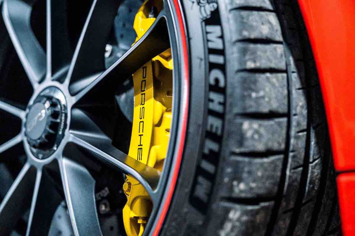 Porsche auto motori