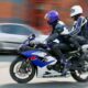 In due sulla moto