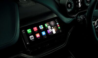 Apple CarPlay Ultra, su Aston Martin DBX
