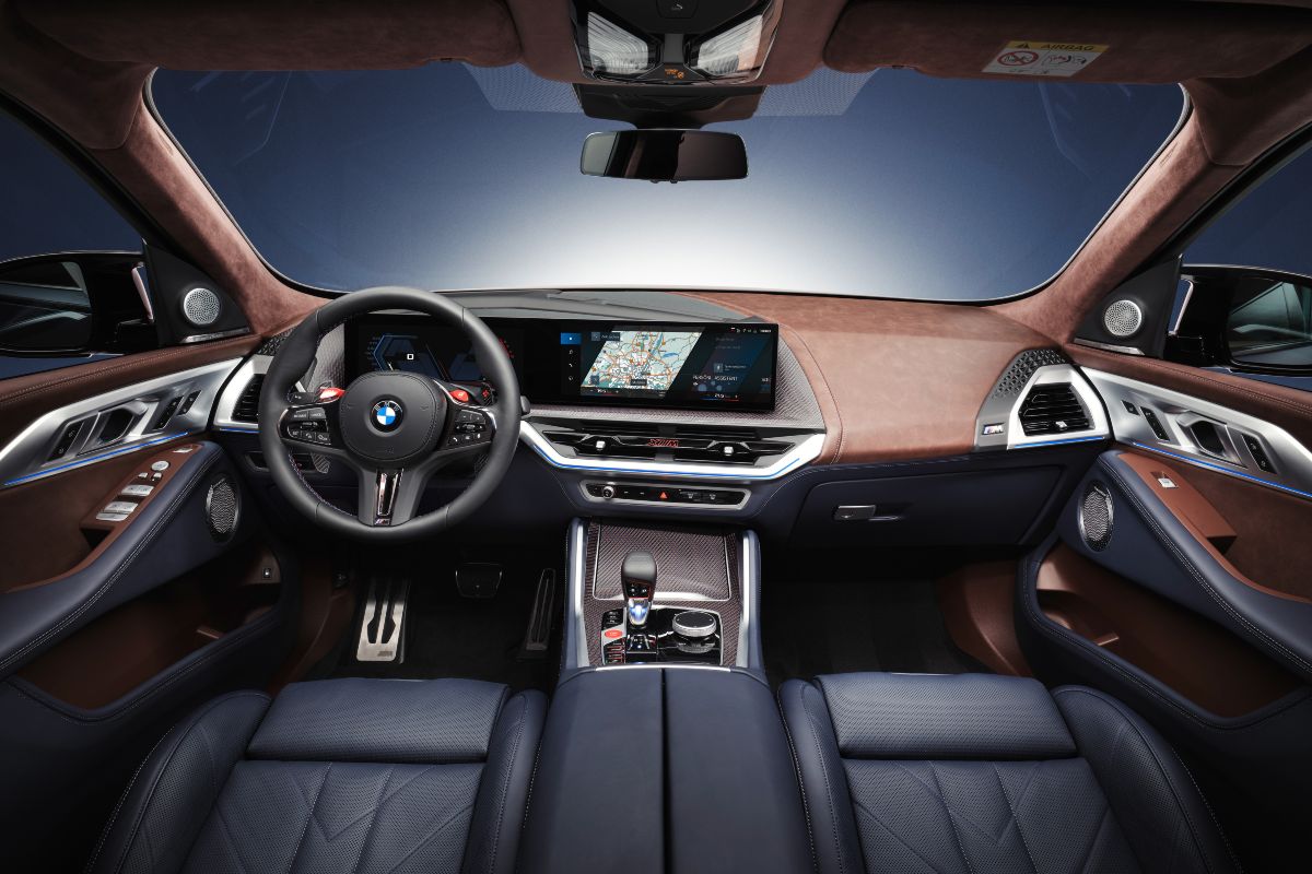 Gli interni della nuova BMW XM