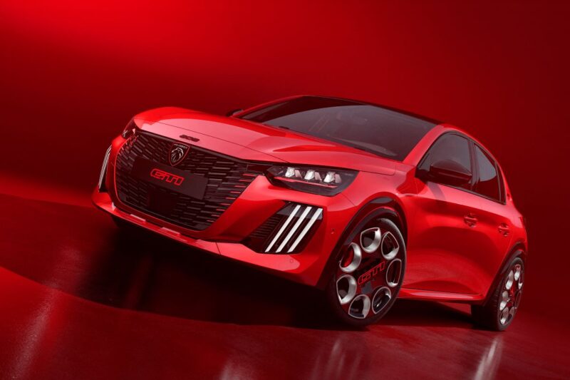 La nuova Peugeot E-208 GTi