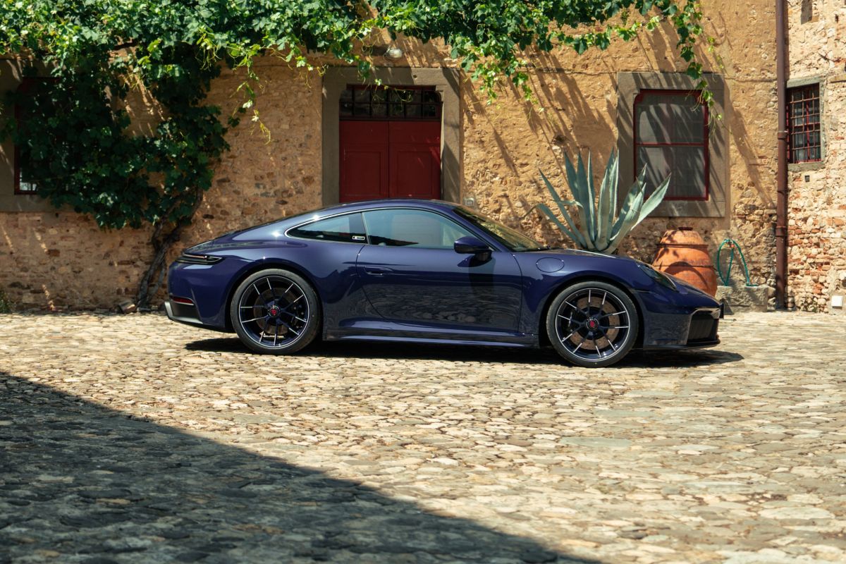 La nuova Porsche 911 Carrera 4 GTS, Edizione 40 anni Porsche Italia