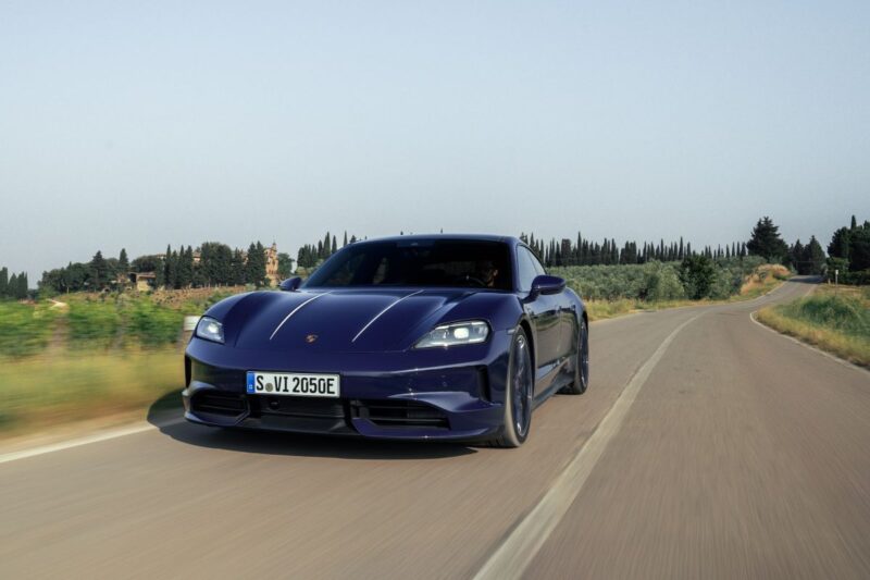 La nuova Porsche Taycan 4S, Edizione 40 anni Porsche Italia
