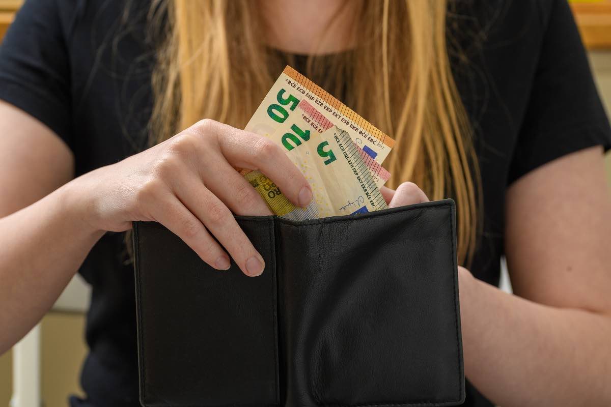 Soldi euro denaro