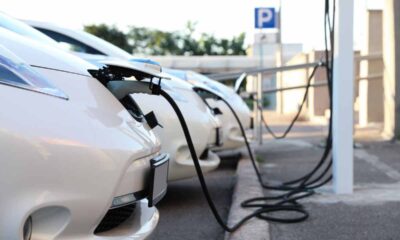 Auto elettrica smontata