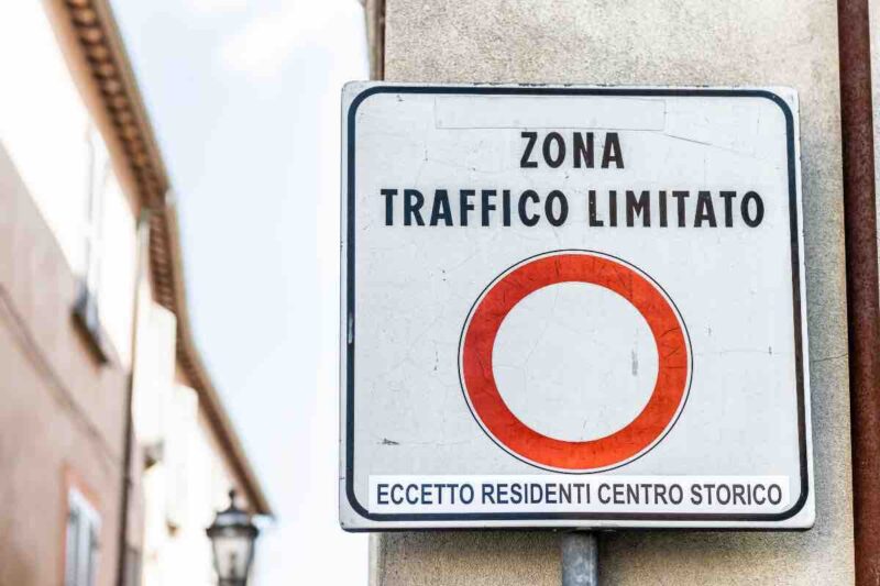 Traffico auto addio