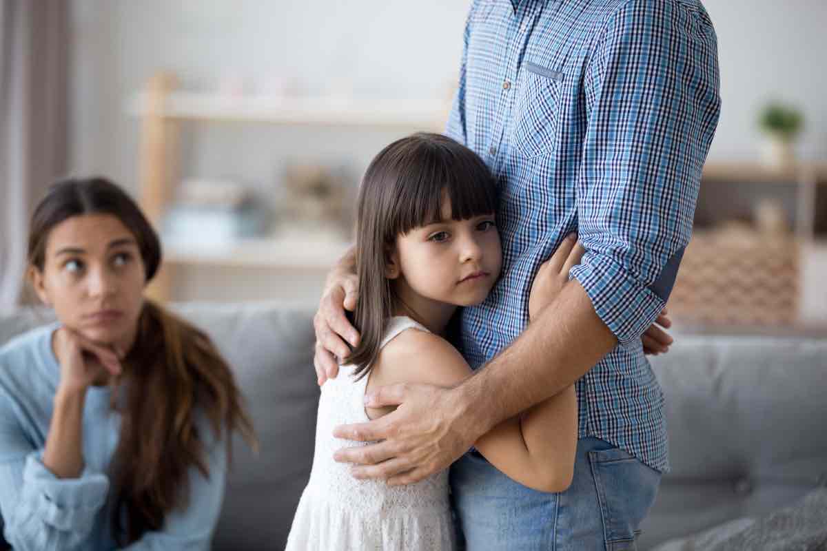 Genitori bambini preoccupati