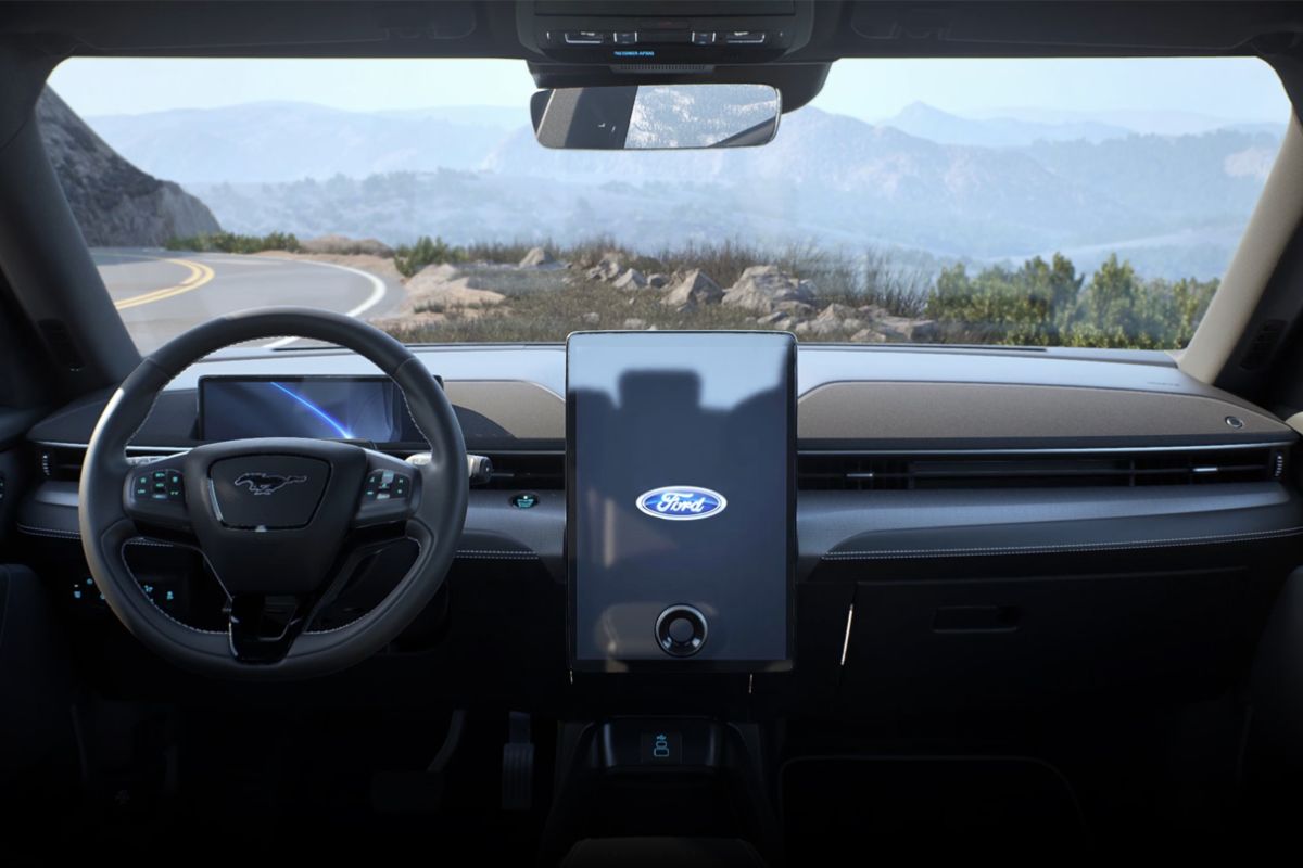 Gli interni della Ford Mustang Mach-E Model Year 2025