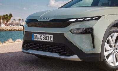 Dettaglio frontale della Škoda Elroq
