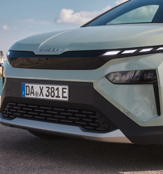 Dettaglio frontale della Škoda Elroq