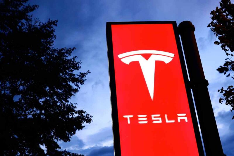 Tesla incidente