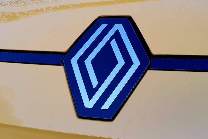 Logo Renault modello
