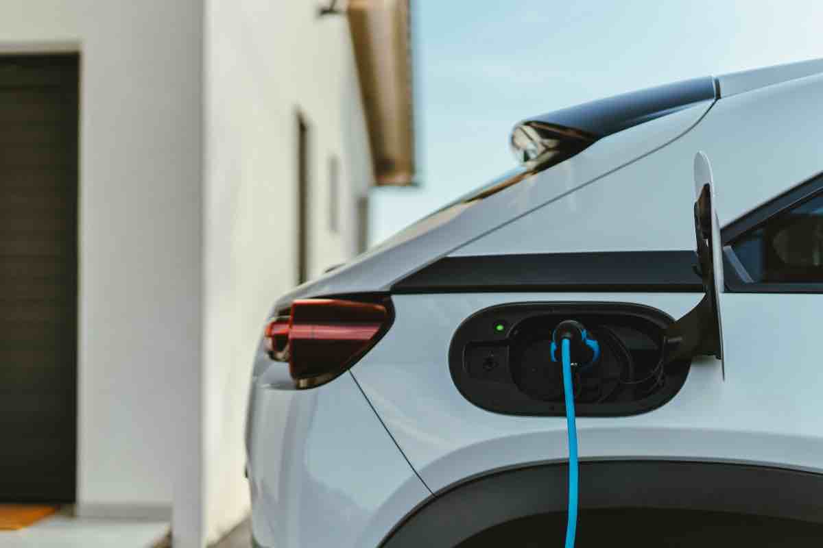 Auto elettrica BMW