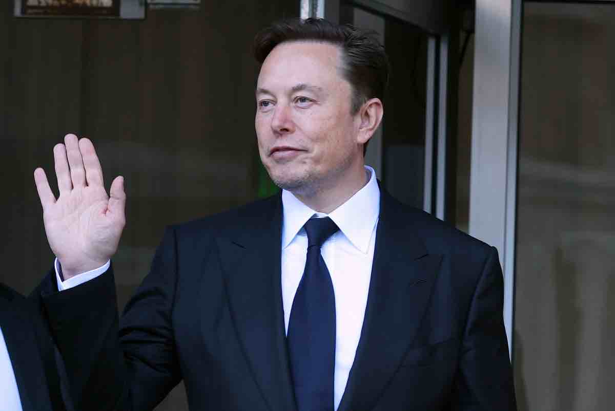 Elon Musk smacco