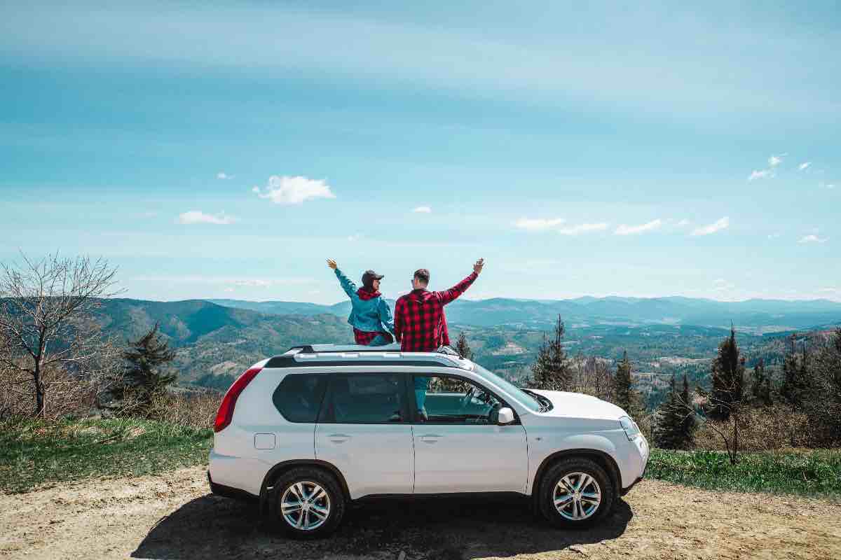 Auto in montagna