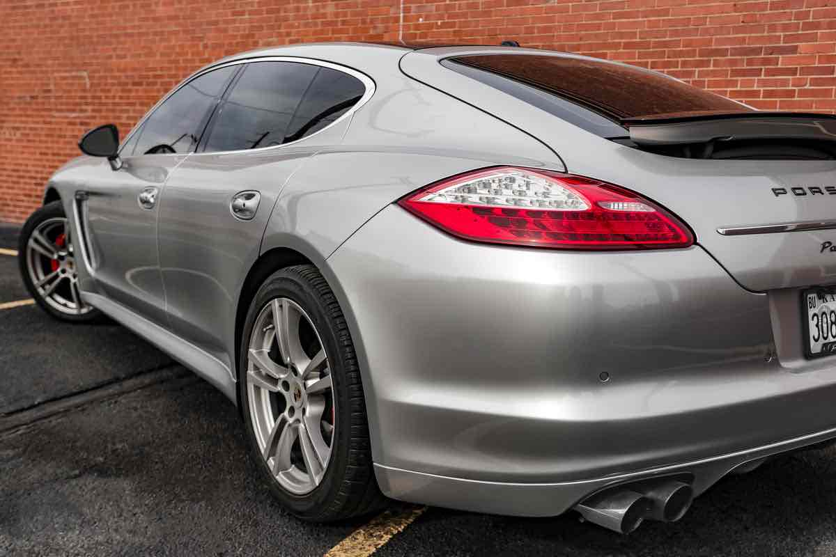 Auto Porsche Panamera