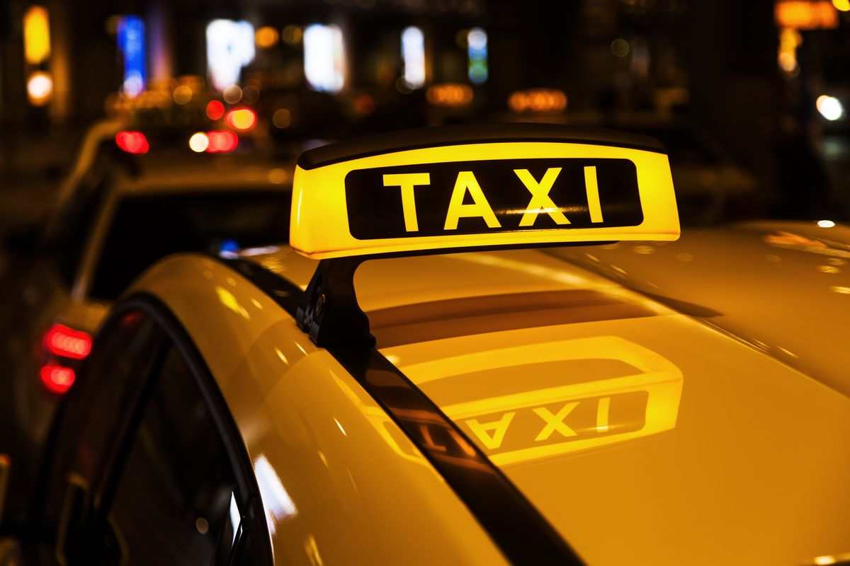 Taxi