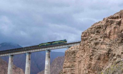 Ponte con treno