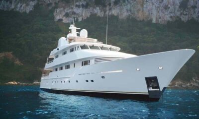 Barca yatch costo