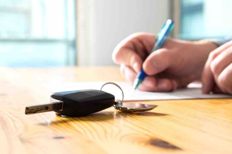 Perdere documenti auto
