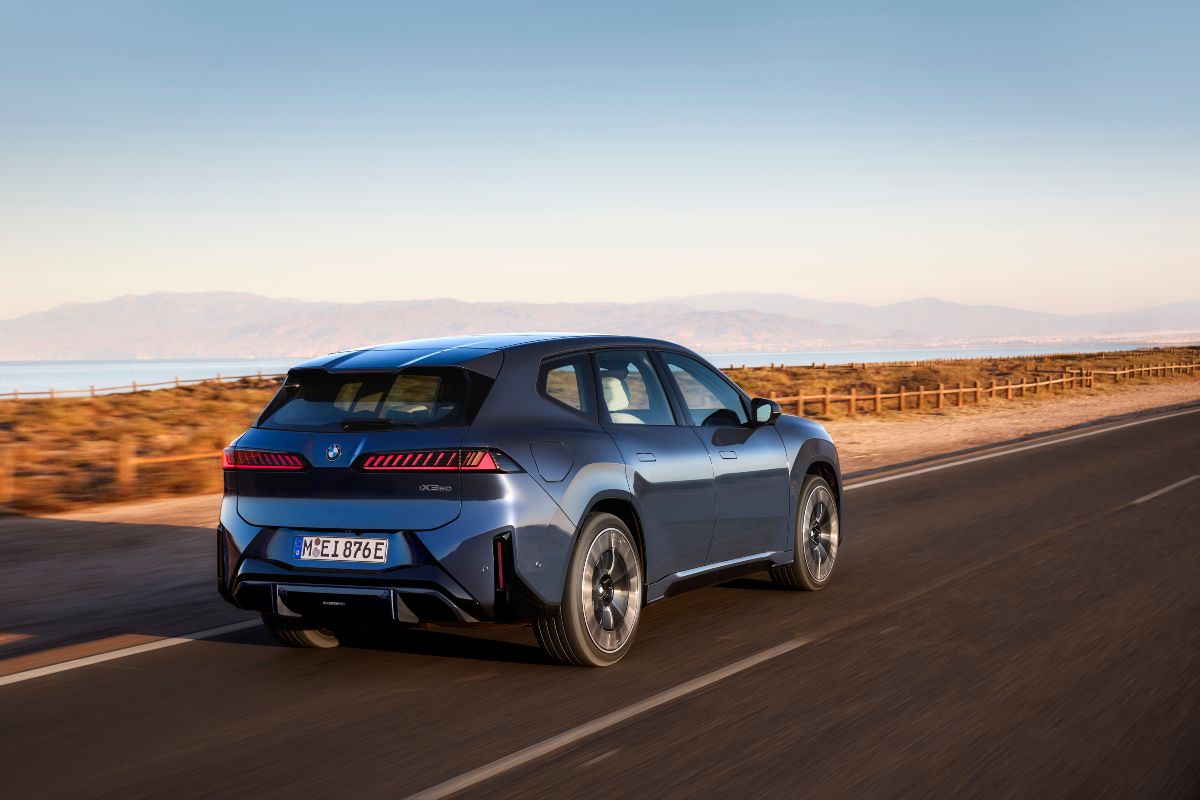 La nuova BMW iX3