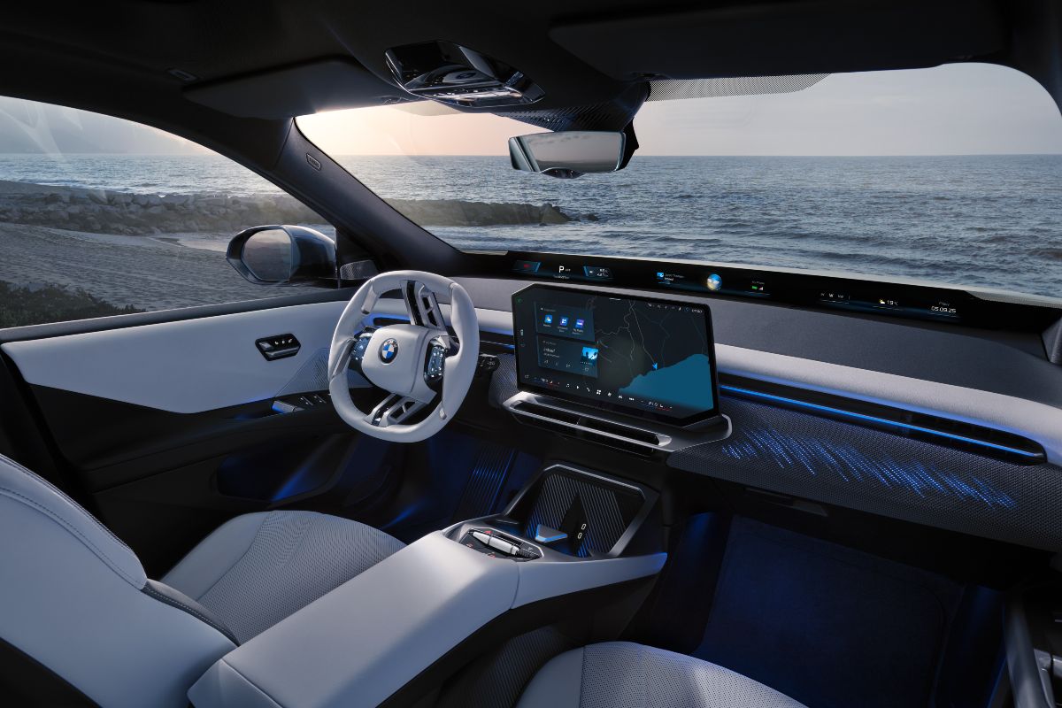 Gli interni della nuova BMW iX3