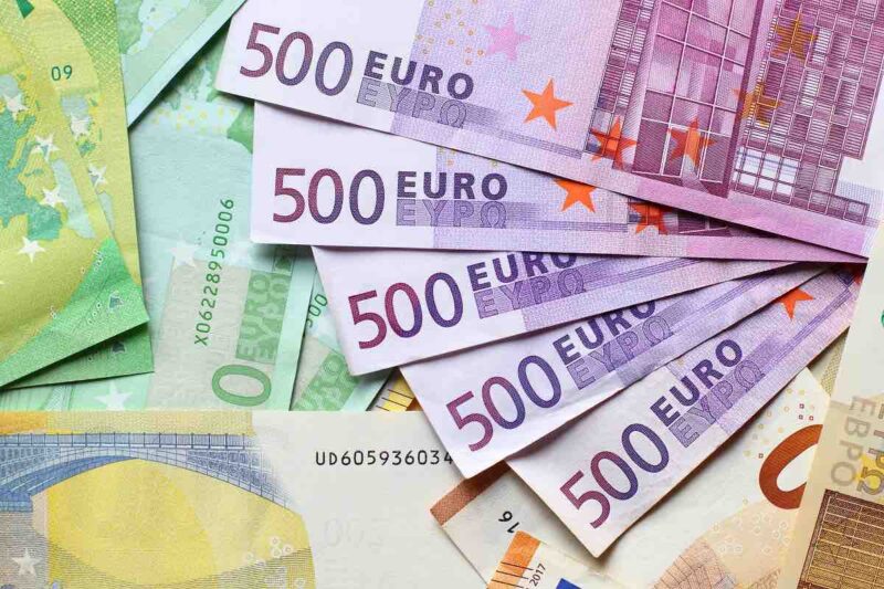 Soldi Euro incentivi