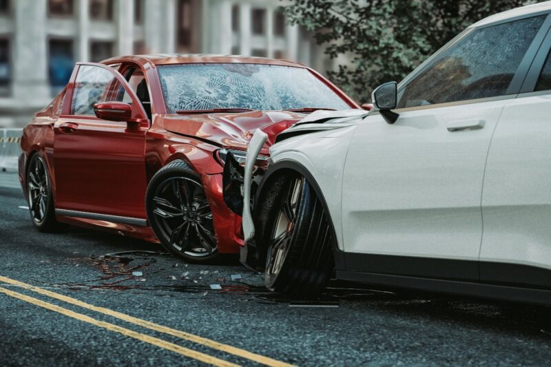 Scontro frontale automobili