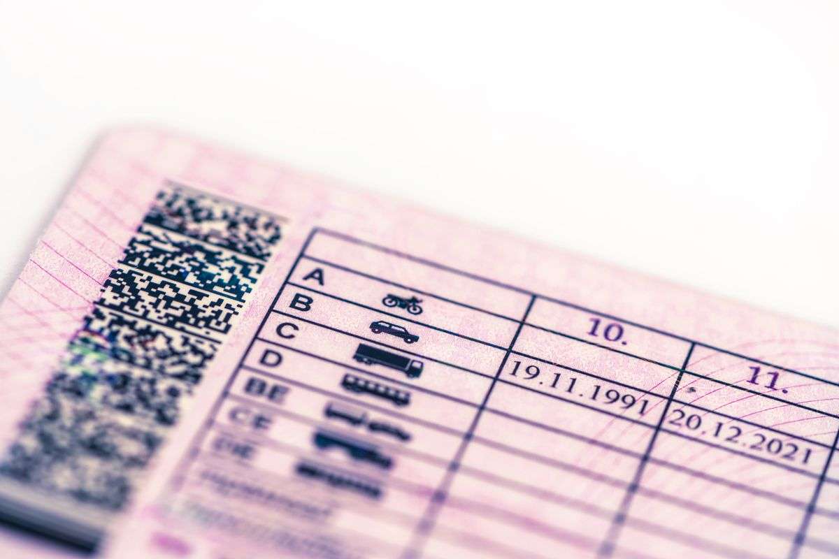 Ritiro patente dopo soli 15: dove è successo e perchè