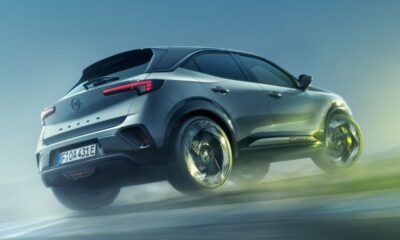 La nuova Opel Mokka GSE, colore grigio